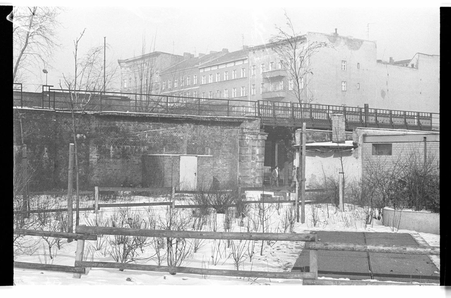Kleinbildnegativ: S-Bahnbrücke, Bülowstraße, 1978 (Museen Tempelhof-Schöneberg/Jürgen Henschel RR-F)