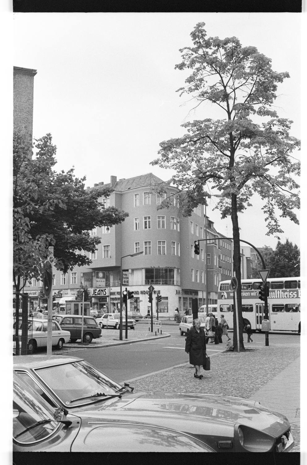 Kleinbildnegative: Kreuzung Rheinstraße Schmargendorfer Straße, 1978 (Museen Tempelhof-Schöneberg/Jürgen Henschel RR-F)
