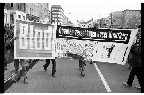 http://fhxb-museum.de/xmap/media/fotosammlungen/j__rgen_henschel__negative__1959_1991_/image/fhxb_jh_k02_0306_08_1500px.jpg (FHXB Friedrichshain-Kreuzberg Museum RR-F)