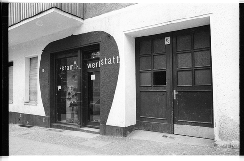 http://fhxb-museum.de/xmap/media/fotosammlungen/j__rgen_henschel__negative__1959_1991_/image/fhxb_jh_k02_0317_30_1500px.jpg (FHXB Friedrichshain-Kreuzberg Museum RR-F)