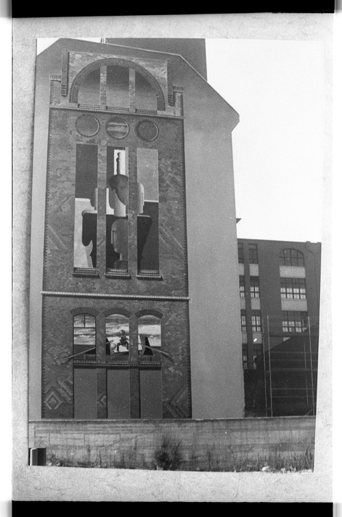 http://fhxb-museum.de/xmap/media/fotosammlungen/j__rgen_henschel__negative__1959_1991_/image/fhxb_jh_k02_0375_01_1500px.jpg (FHXB Friedrichshain-Kreuzberg Museum RR-F)