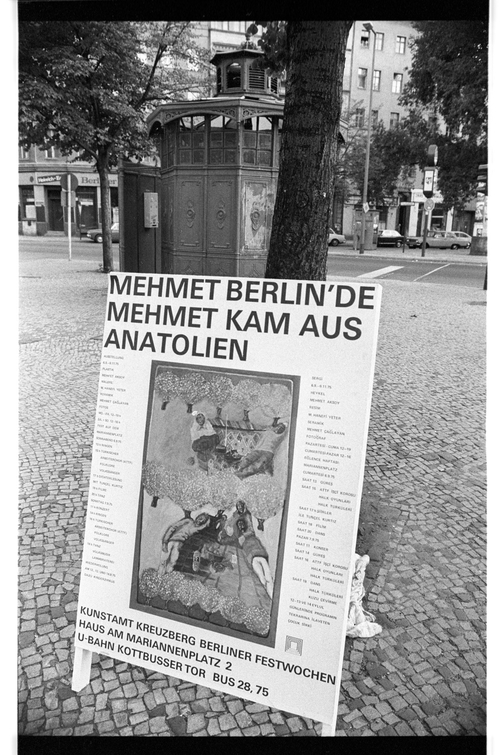 http://fhxb-museum.de/xmap/media/fotosammlungen/j__rgen_henschel__negative__1959_1991_/image/fhxb_jh_k01_0016_11_1500px.jpg (FHXB Friedrichshain-Kreuzberg Museum RR-F)