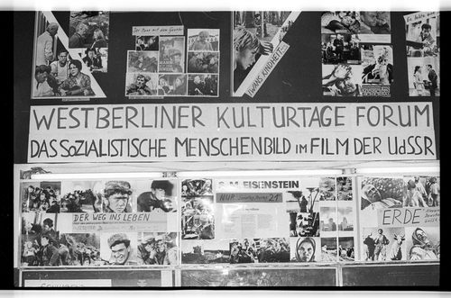 http://fhxb-museum.de/xmap/media/fotosammlungen/j__rgen_henschel__negative__1959_1991_/image/fhxb_jh_k01_0031_12_1500px.jpg (FHXB Friedrichshain-Kreuzberg Museum RR-F)