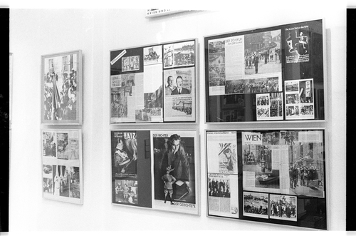 http://fhxb-museum.de/xmap/media/fotosammlungen/j__rgen_henschel__negative__1959_1991_/image/fhxb_jh_k03_0515_13_1500px.jpg (FHXB Friedrichshain-Kreuzberg Museum RR-F)