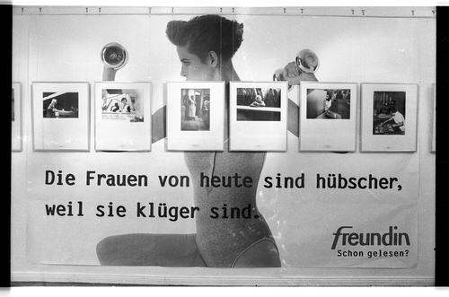 http://fhxb-museum.de/xmap/media/fotosammlungen/j__rgen_henschel__negative__1959_1991_/image/fhxb_jh_k03_0505_07_1500px.jpg (FHXB Friedrichshain-Kreuzberg Museum RR-F)