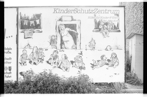 http://fhxb-museum.de/xmap/media/fotosammlungen/j__rgen_henschel__negative__1959_1991_/image/fhxb_jh_k03_0564_21_1500px.jpg (FHXB Friedrichshain-Kreuzberg Museum RR-F)