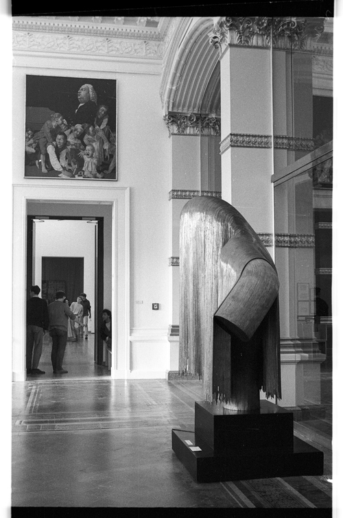 http://fhxb-museum.de/xmap/media/fotosammlungen/j__rgen_henschel__negative__1959_1991_/image/fhxb_jh_k03_0590_01_1500px.jpg (FHXB Friedrichshain-Kreuzberg Museum RR-F)