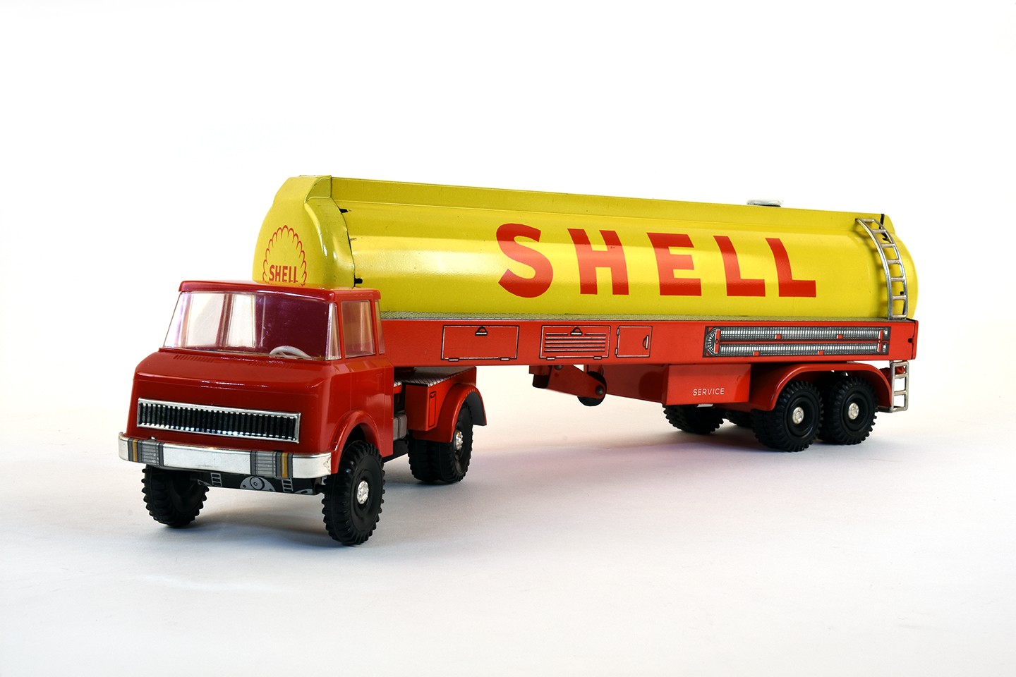 Sattelzug-Tankauflieger "Shell" (Stadtmuseum Brandenburg an der Havel - Frey-Haus CC BY-NC-SA)