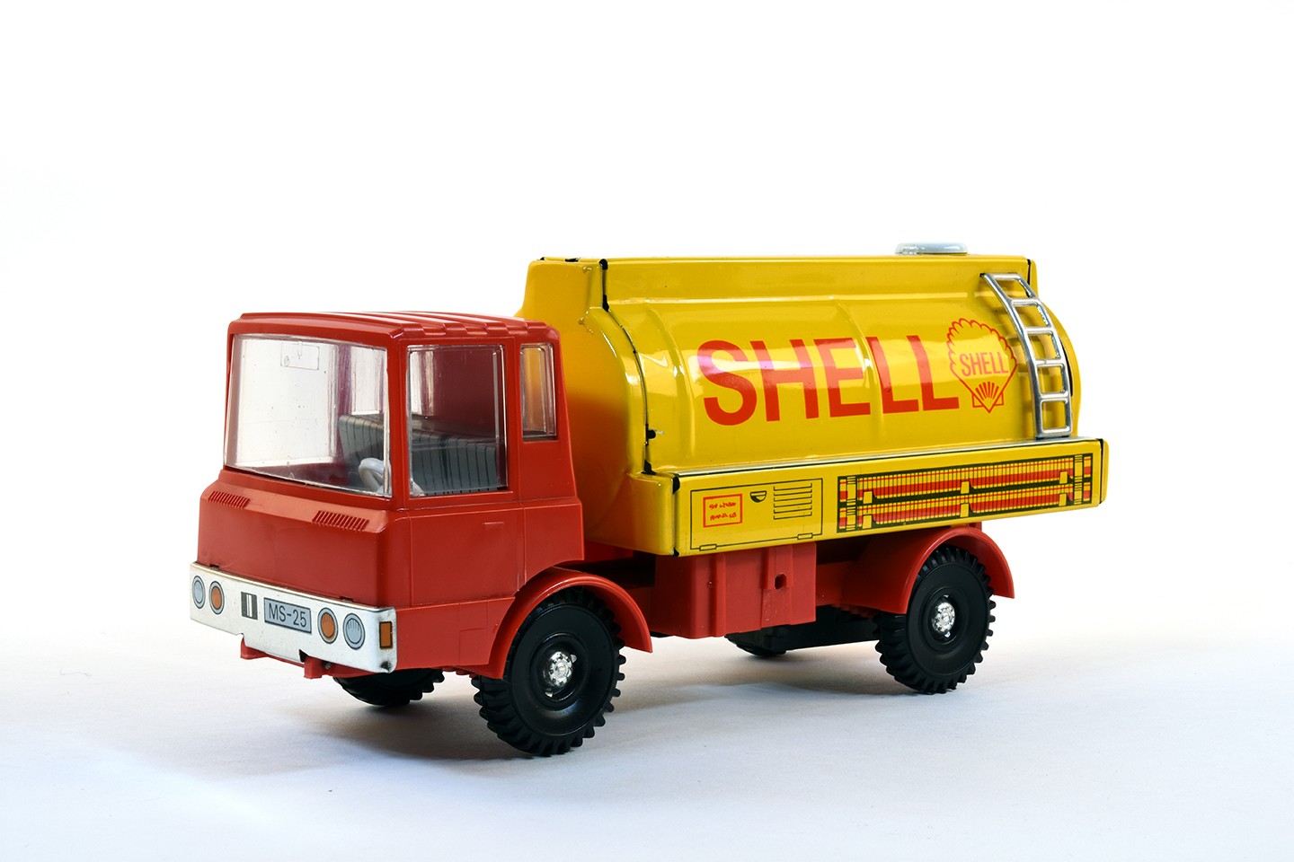 Tankfahrzeug "Shell" (Stadtmuseum Brandenburg an der Havel - Frey-Haus CC BY-NC-SA)