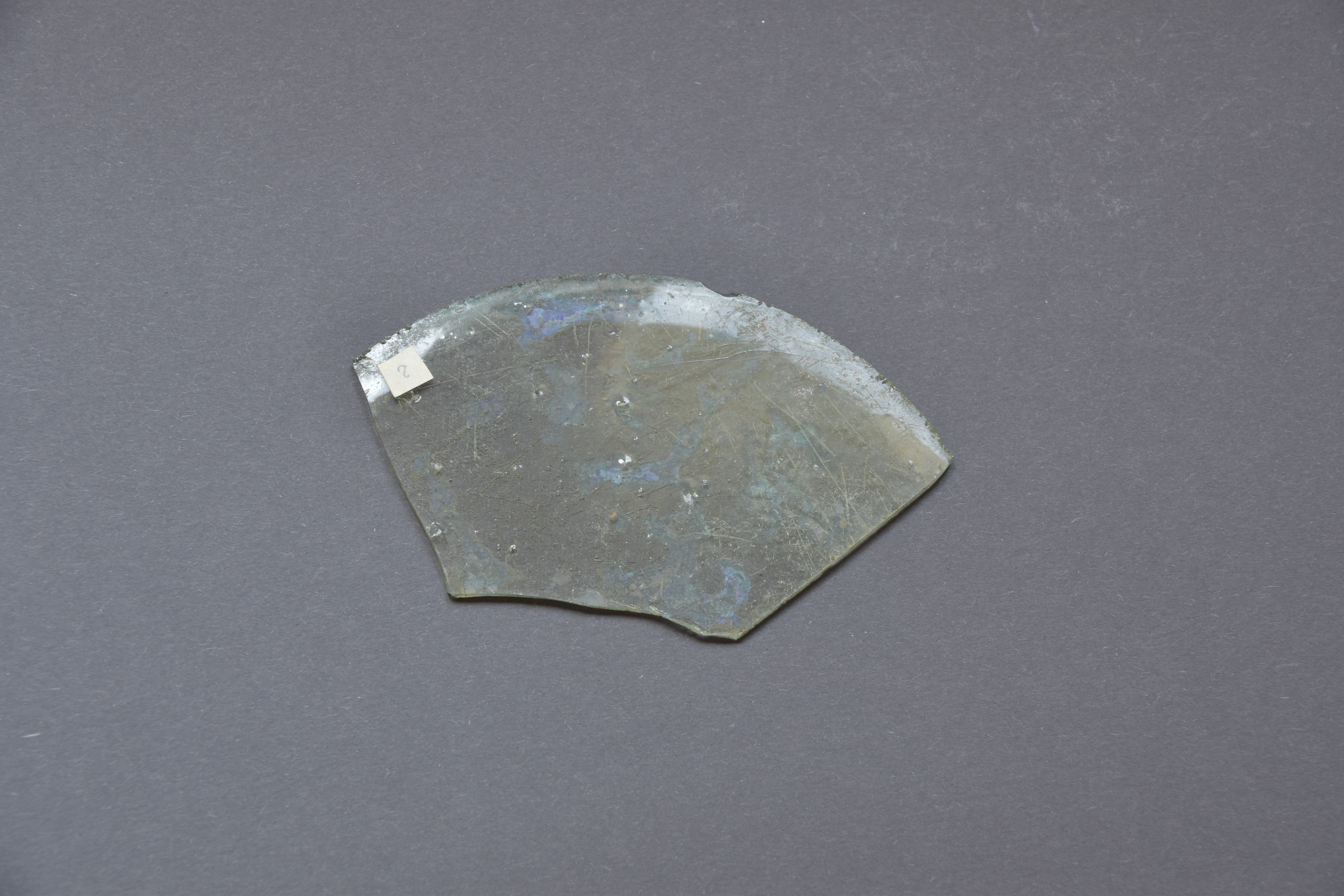 Fragment einer runden Glasscheibe (Potsdam Museum – Forum für Kunst und Geschichte CC BY-NC-SA)