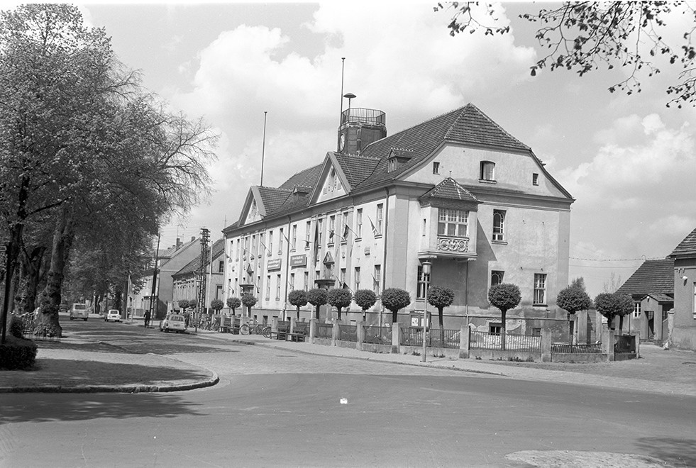 Falkensee, Rathaus (Heimatverein "Alter Krug" Zossen e.V. CC BY-NC-SA)
