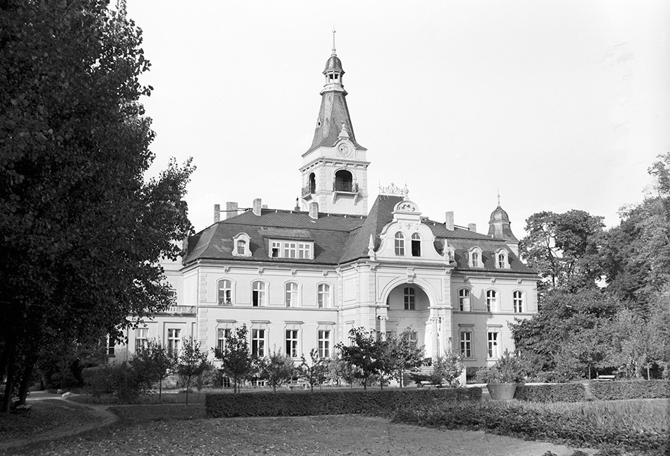Güterfelde, Schloss Ansicht 1 (Heimatverein "Alter Krug" Zossen e.V. CC BY-NC-SA)