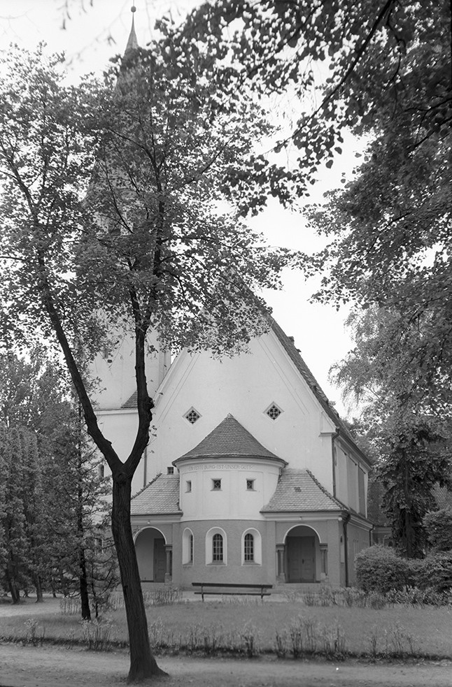 Zeuthen, Kirche 2 (Heimatverein "Alter Krug" Zossen e.V. CC BY-NC-SA)