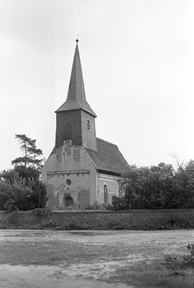 Kleinwulkow, Dorfkirche Ansicht 2 (Heimatverein "Alter Krug" Zossen e.V. CC BY-NC-SA)