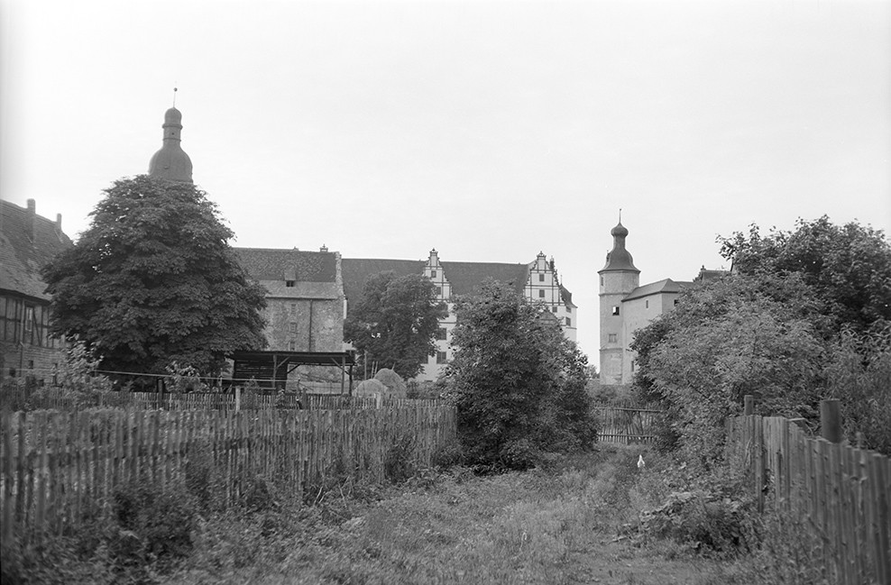 Leitzkau, Blick auf Schloss und Kirche (Heimatverein "Alter Krug" Zossen e.V. CC BY-NC-SA)