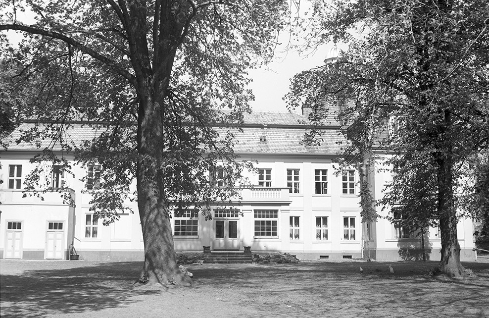 Staffelde, Gutshaus und Gestüt Ansicht 3 (Heimatverein "Alter Krug" Zossen e.V. CC BY-NC-SA)