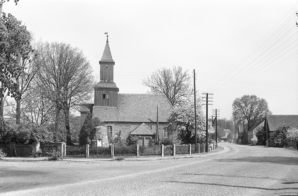 Staffelde, Dorfkirche Ansicht 2 (Heimatverein "Alter Krug" Zossen e.V. CC BY-NC-SA)