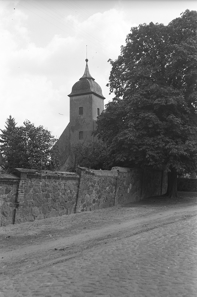 Sembten, Dorfkirche Ansicht 2 (Heimatverein "Alter Krug" Zossen e.V. CC BY-NC-SA)