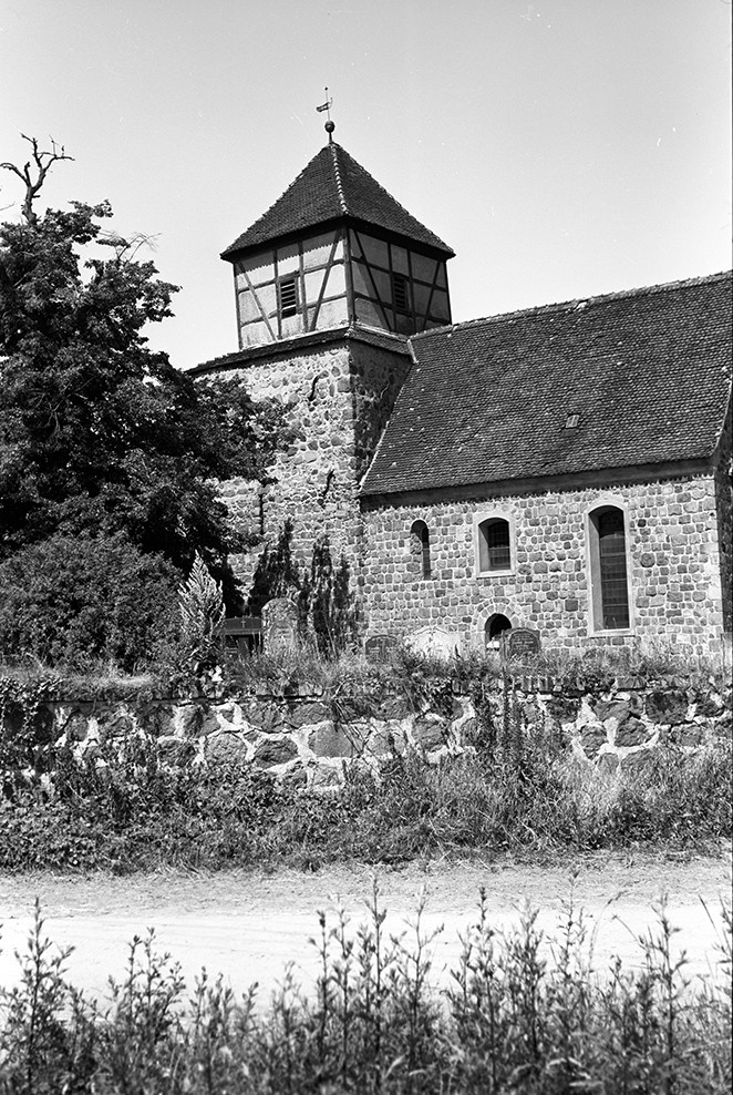 Lüsse, Dorfkirche Ansicht 2 (Heimatverein "Alter Krug" Zossen e.V. CC BY-NC-SA)