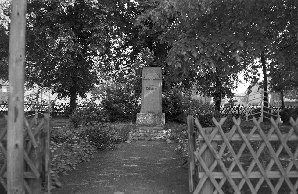 Michelsdorf, Gedenkstein für Ernst Thälmann (Heimatverein "Alter Krug" Zossen e.V. CC BY-NC-SA)
