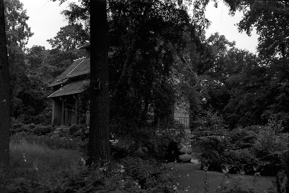 Oranienbaum, Chinesisches Haus im Schlosspark 1 (Heimatverein "Alter Krug" Zossen e.V. CC BY-NC-SA)