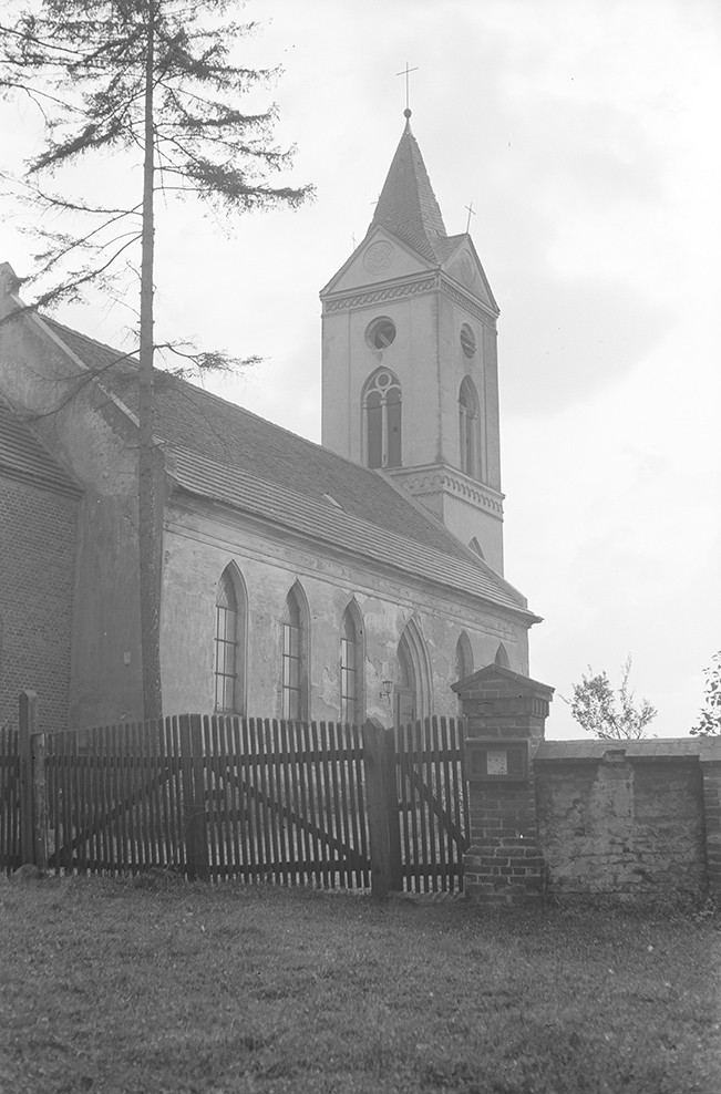 Rieben, Dorfkirche 1 (Heimatverein "Alter Krug" Zossen e.V. CC BY-NC-SA)
