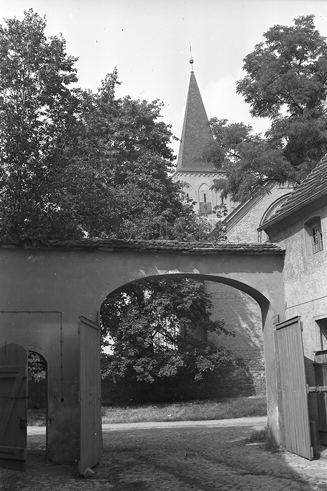 Altenweddingen, Kirchtor (Heimatverein "Alter Krug" Zossen e.V. CC BY-NC-SA)