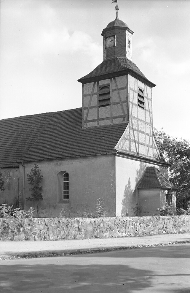 Blankenfelde, Dorfkirche, Ansicht 2 (Heimatverein "Alter Krug" Zossen e.V. CC BY-NC-SA)