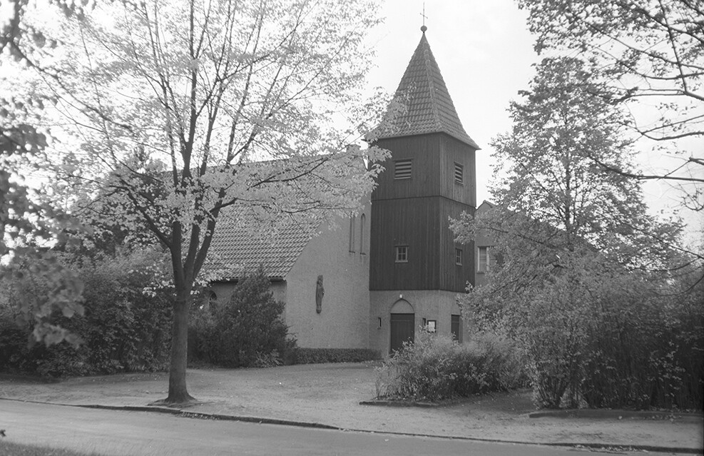 Blankenfelde, Kath. Pfarrkirche St. Nikolaus, Ansicht 1 (Heimatverein "Alter Krug" Zossen e.V. CC BY-NC-SA)