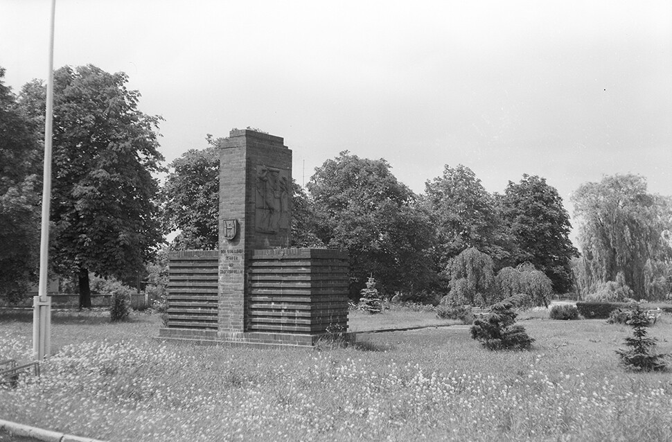 Fehrbellin, Denkmal für die Gefallenen des I. Weltkrieges (Heimatverein "Alter Krug" Zossen e.V. CC BY-NC-SA)