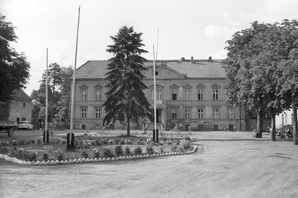 Finowfurt, Schloss Finowfurt (Heimatverein "Alter Krug" Zossen e.V. CC BY-NC-SA)