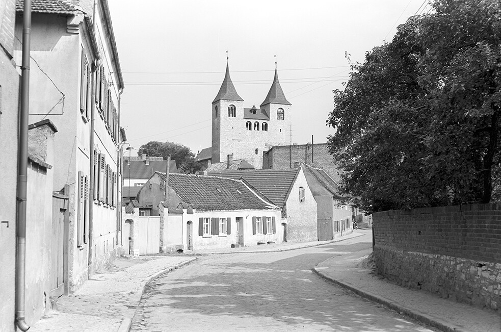 Frose, Ortsansicht 3 mit Stiftskirche (Heimatverein "Alter Krug" Zossen e.V. CC BY-NC-SA)