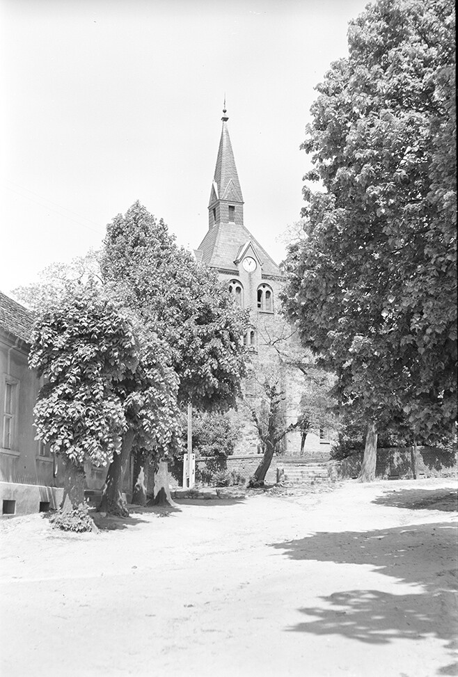 Hakenberg (Fehrbellin) Dorfkirche, Ansicht 3 (Heimatverein "Alter Krug" Zossen e.V. CC BY-NC-SA)