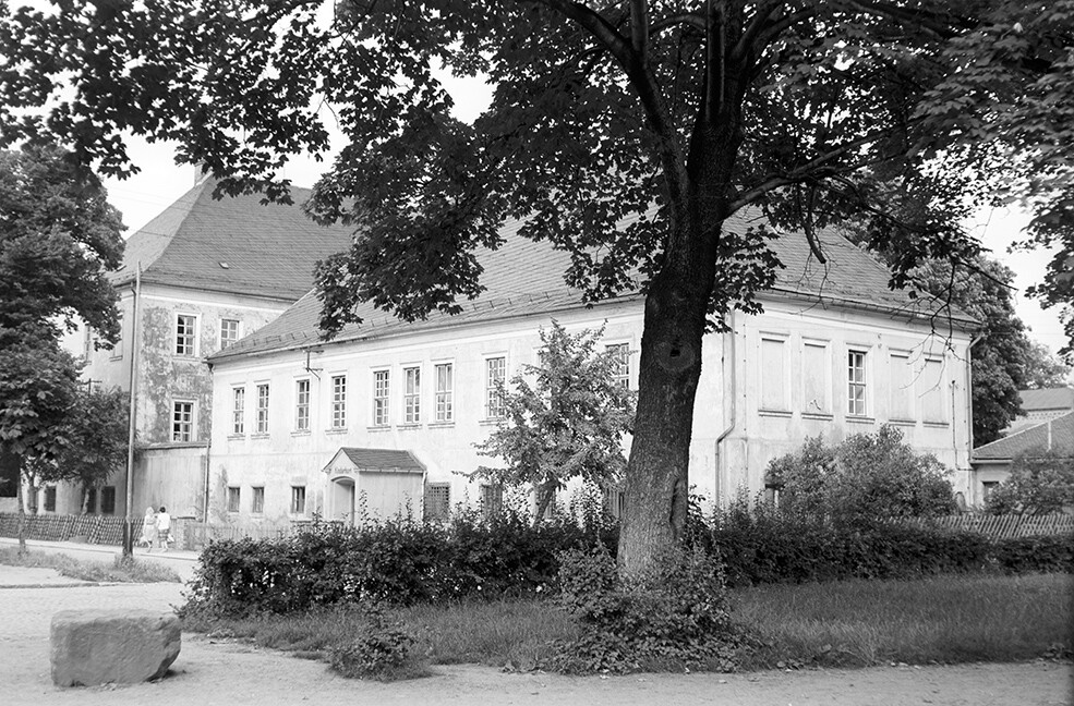 Hoym, Schule mit Kinderhort (Heimatverein "Alter Krug" Zossen e.V. CC BY-NC-SA)