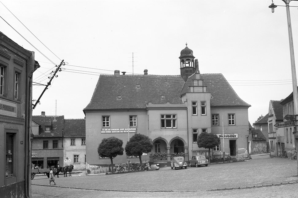 Landsberg, Rathaus, Ansicht 1 (Heimatverein "Alter Krug" Zossen e.V. CC BY-NC-SA)