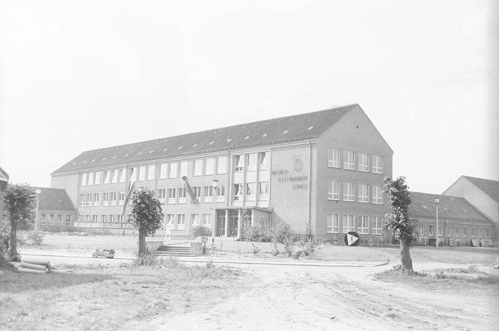 Liebenwalde, Werner-Seelenbinder- Schule, Ansicht 2 (Heimatverein "Alter Krug" Zossen e.V. CC BY-NC-SA)