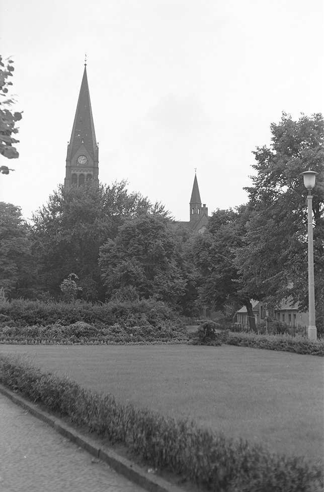 Luckenwalde, Ortsansicht 2 mit Jakobikirche (Heimatverein "Alter Krug" Zossen e. V. CC BY-NC-SA)