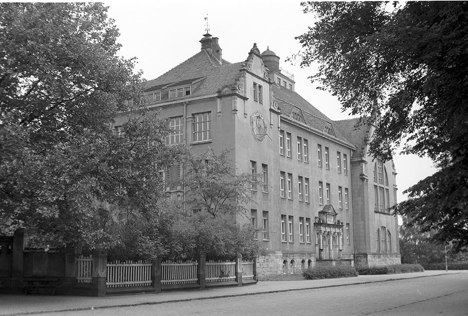 Luckenwalde, Friedrich-Gymnasium (Heimatverein "Alter Krug" Zossen e. V. CC BY-NC-SA)