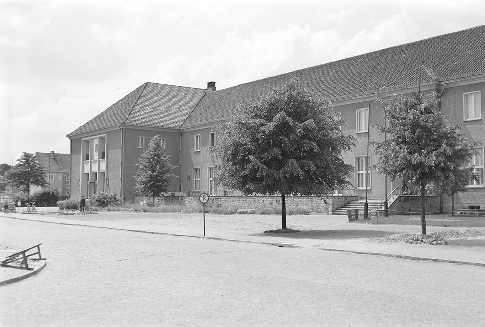 Ludwigsfelde, Klubhaus, Ansicht 3 (Heimatverein "Alter Krug" Zossen e. V. CC BY-NC-SA)