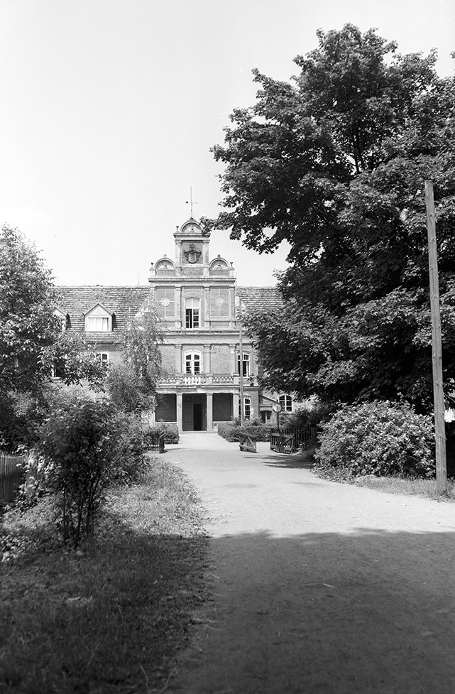 Meyenburg, Schloss, Ansicht 1 (Heimatverein "Alter Krug" Zossen e. V. CC BY-NC-SA)