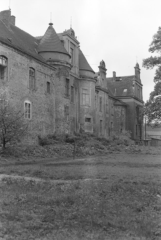 Meyenburg, Schloss, Ansicht 5 (Heimatverein "Alter Krug" Zossen e. V. CC BY-NC-SA)