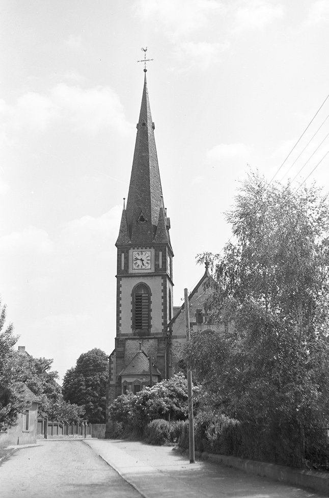 Neundorf, Evangelische Kirche St. Petri und Pauli, Ansicht 1 (Heimatverein "Alter Krug" Zossen e. V. CC BY-NC-SA)