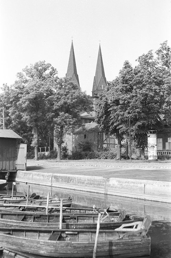 Neuruppin, Kahnhafen mit Klosterkirche St. Trinitatis, Ansicht 2 (Heimatverein "Alter Krug" Zossen e. V. CC BY-NC-SA)