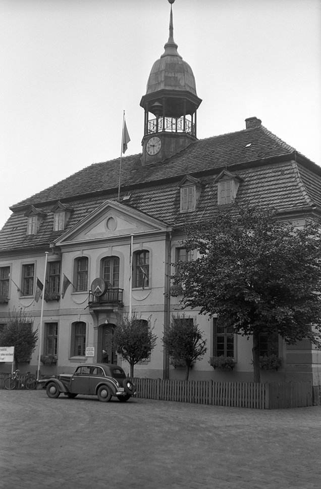 Neustad-Glewe, Rathaus (Heimatverein "Alter Krug" Zossen e. V. CC BY-NC-SA)