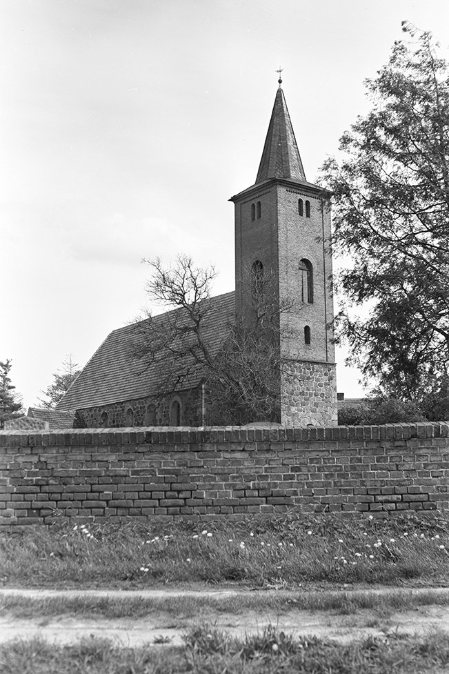 Niedergörsdorf, Dorfkirche, Ansicht 2 (Heimatverein "Alter Krug" Zossen e. V. CC BY-NC-SA)