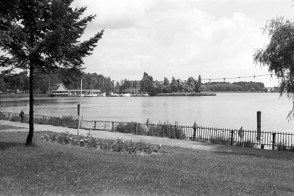 Röbel/Müritz, Strandpromenade, Ansicht 4 (Heimatverein "Alter Krug" Zossen e. V. CC BY-NC-SA)