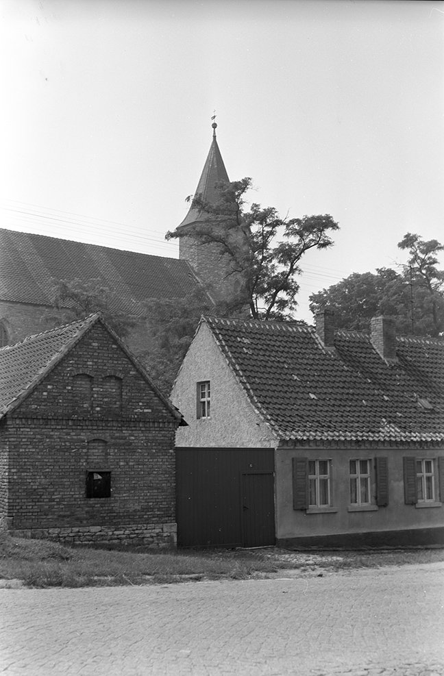 Schadeleben, Ortsansicht 11 mit Kirche Sankt Annen (Heimatverein "Alter Krug" Zossen e. V. CC BY-NC-SA)