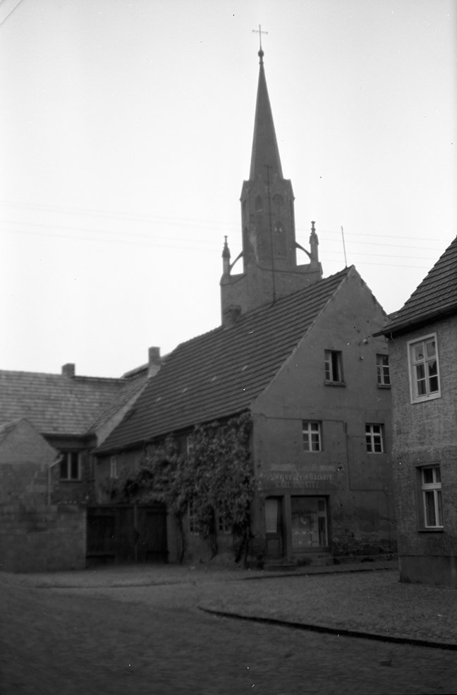 Schlieben, Ortsansicht 6 mit Kirche St. Martin (Heimatverein "Alter Krug" Zossen e. V. CC BY-NC-SA)