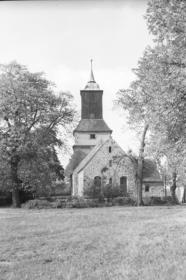 Schönerlinde, Dorfkirche Ansicht 2 (Heimatverein "Alter Krug" Zossen e. V. CC BY-NC-SA)