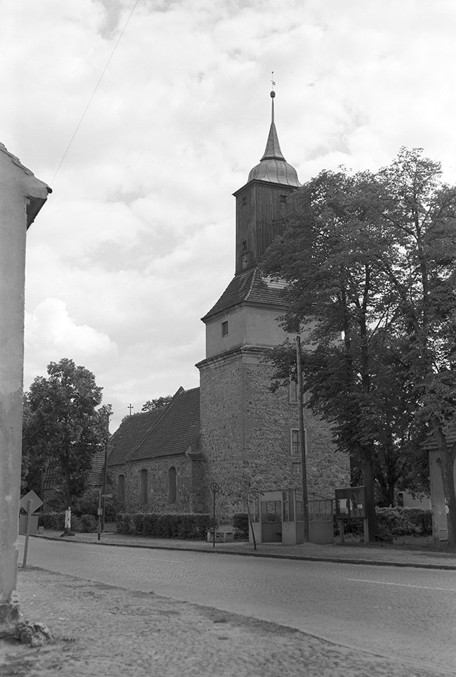 Schönerlinde, Dorfkirche Ansicht 3 (Heimatverein "Alter Krug" Zossen e. V. CC BY-NC-SA)